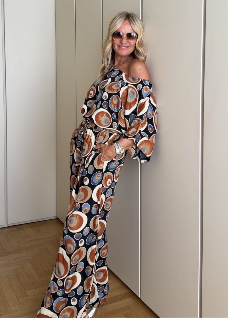 OUTFIT BREZZA