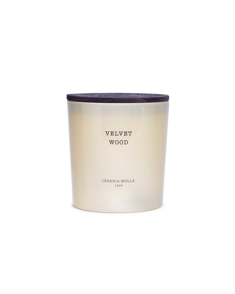 Bougie parfumée Xl Velvet Wood à trois mèches en cire de soja