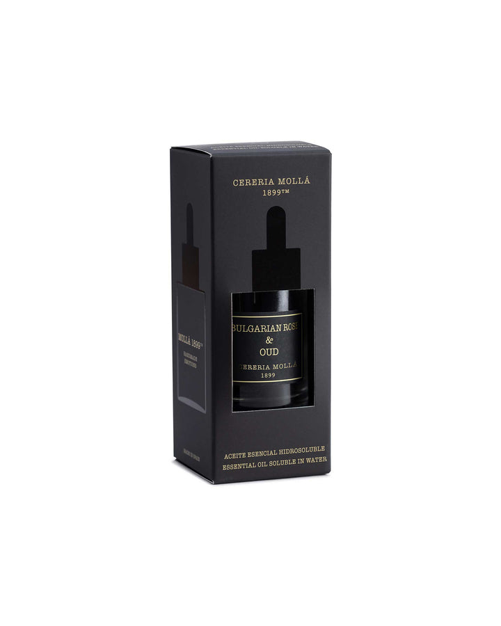 Olio Essenziale Alla Rosa Bulgara E Legno Di Oud