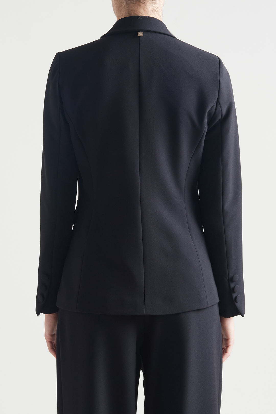 Jacke „Genf 2027“.