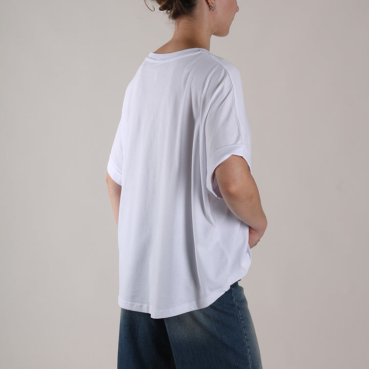 T-Shirt Baggy Femminilità