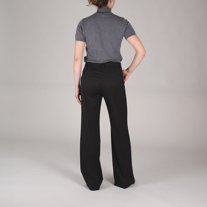 Chestnut 2027 pants