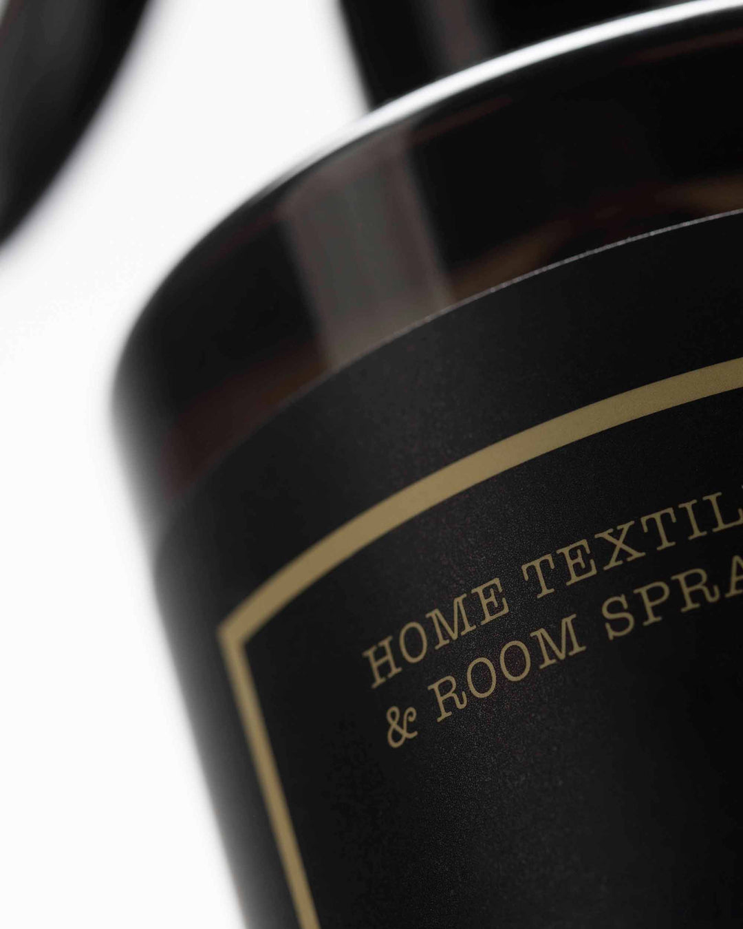 Basil and Mandarin Fabric Spray with Citrus, Green and Floral Notes