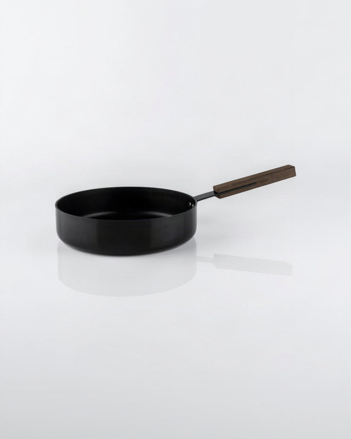 Black Tegame