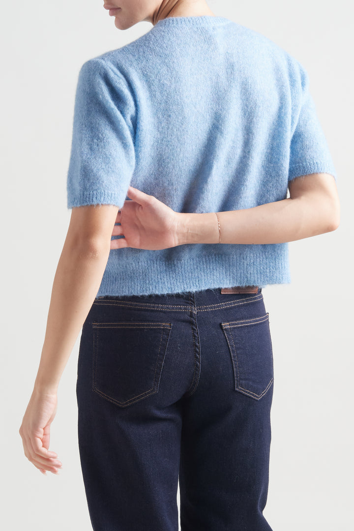 Cardigan-Kuss