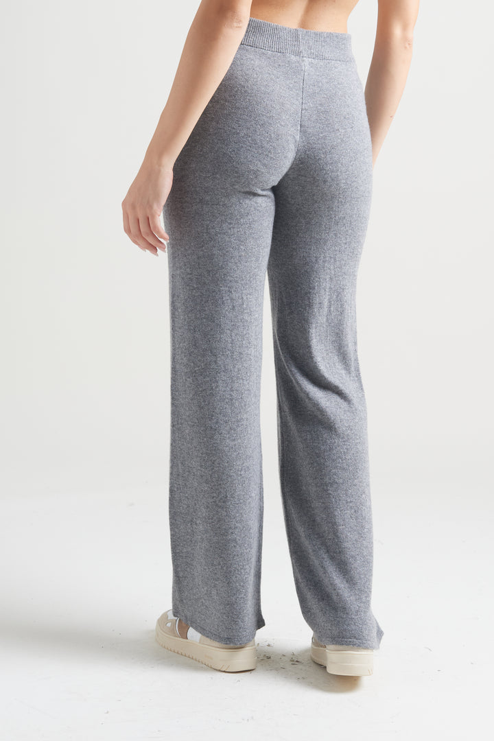 Pantalone Attimo