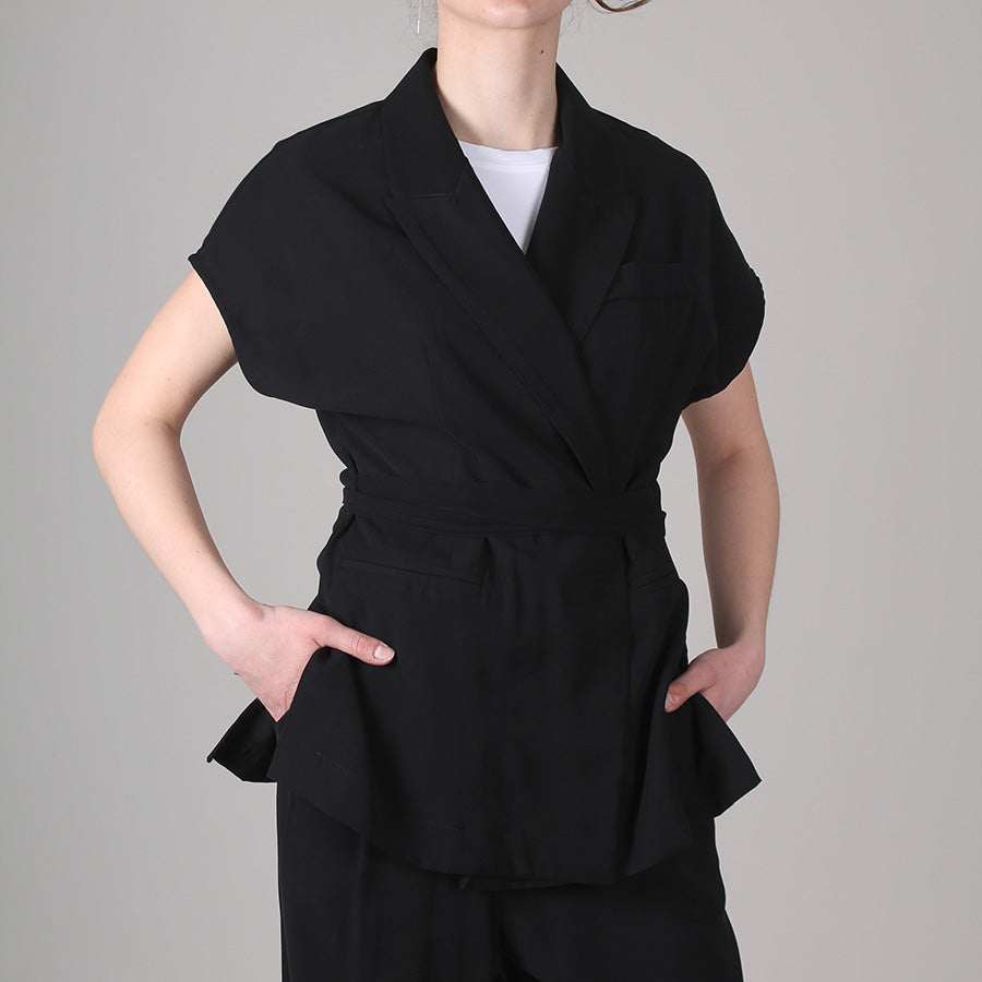 Andrea Vest