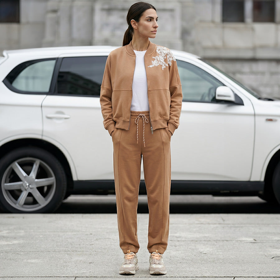OUTFIT BOMBER JET