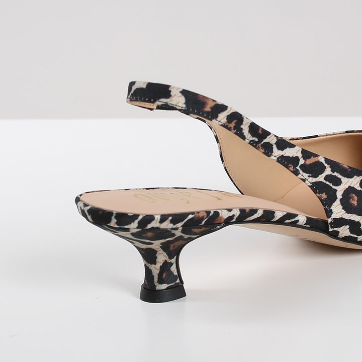 Slingback Safari