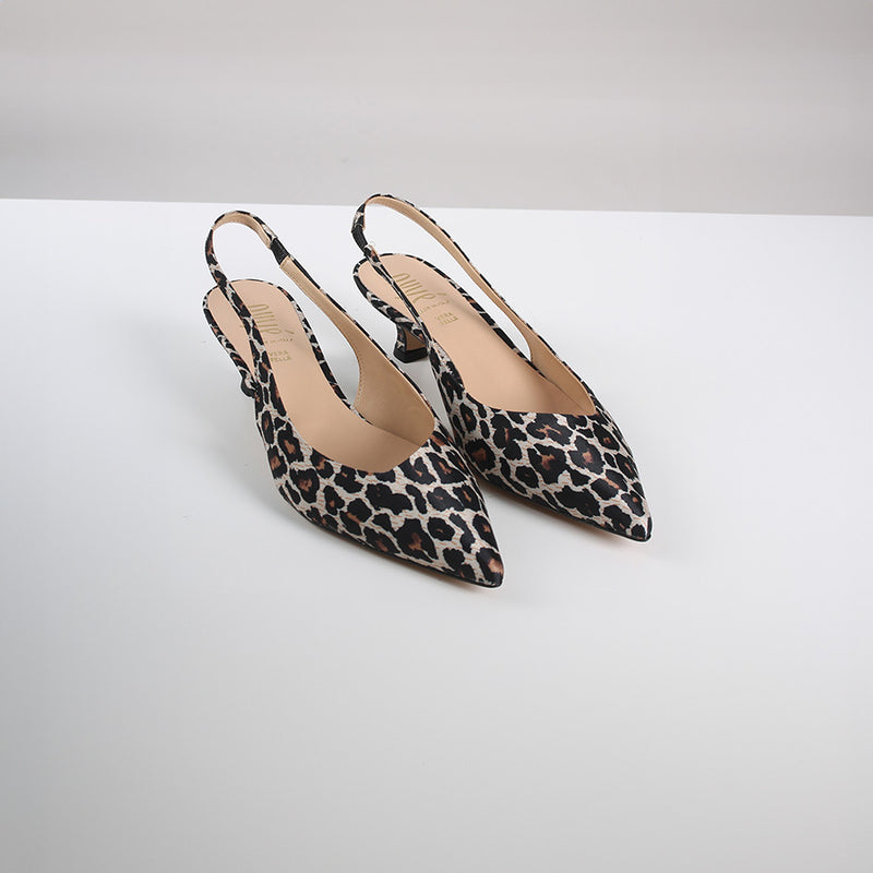 Slingback Safari