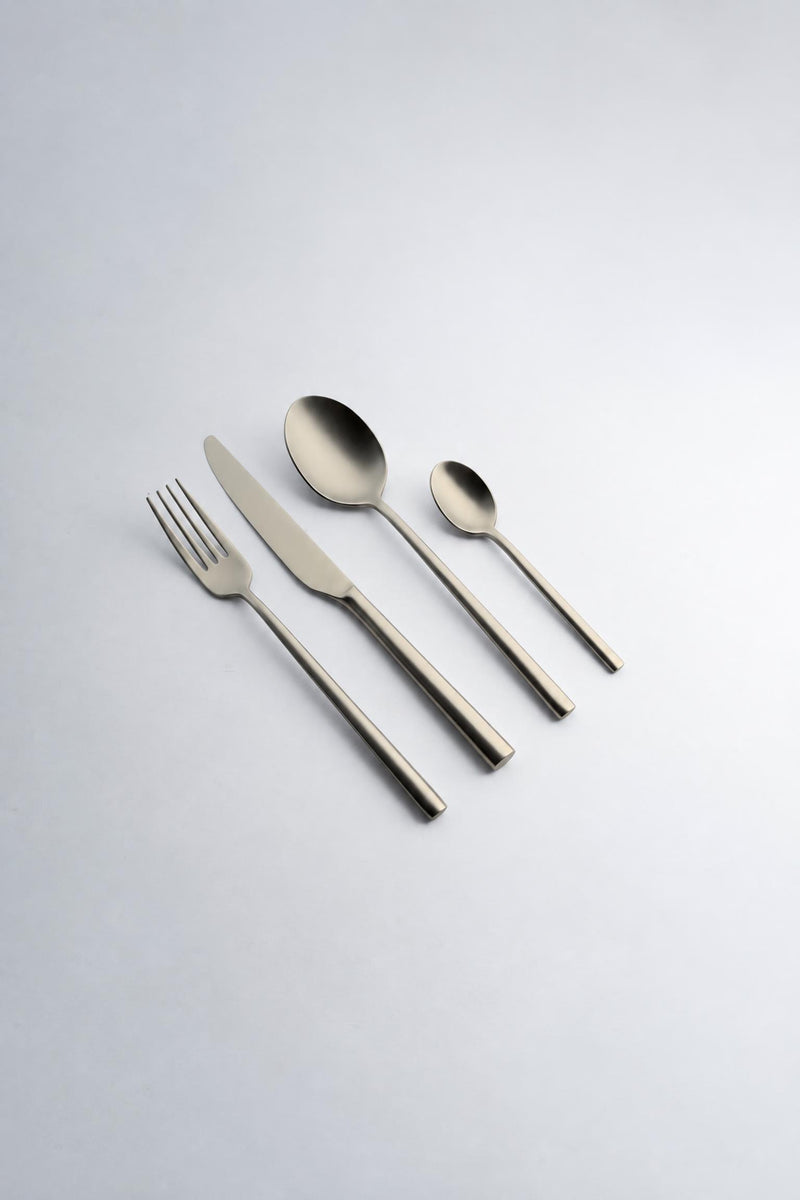 Set di posate 4 pezzi '800 in acciaio