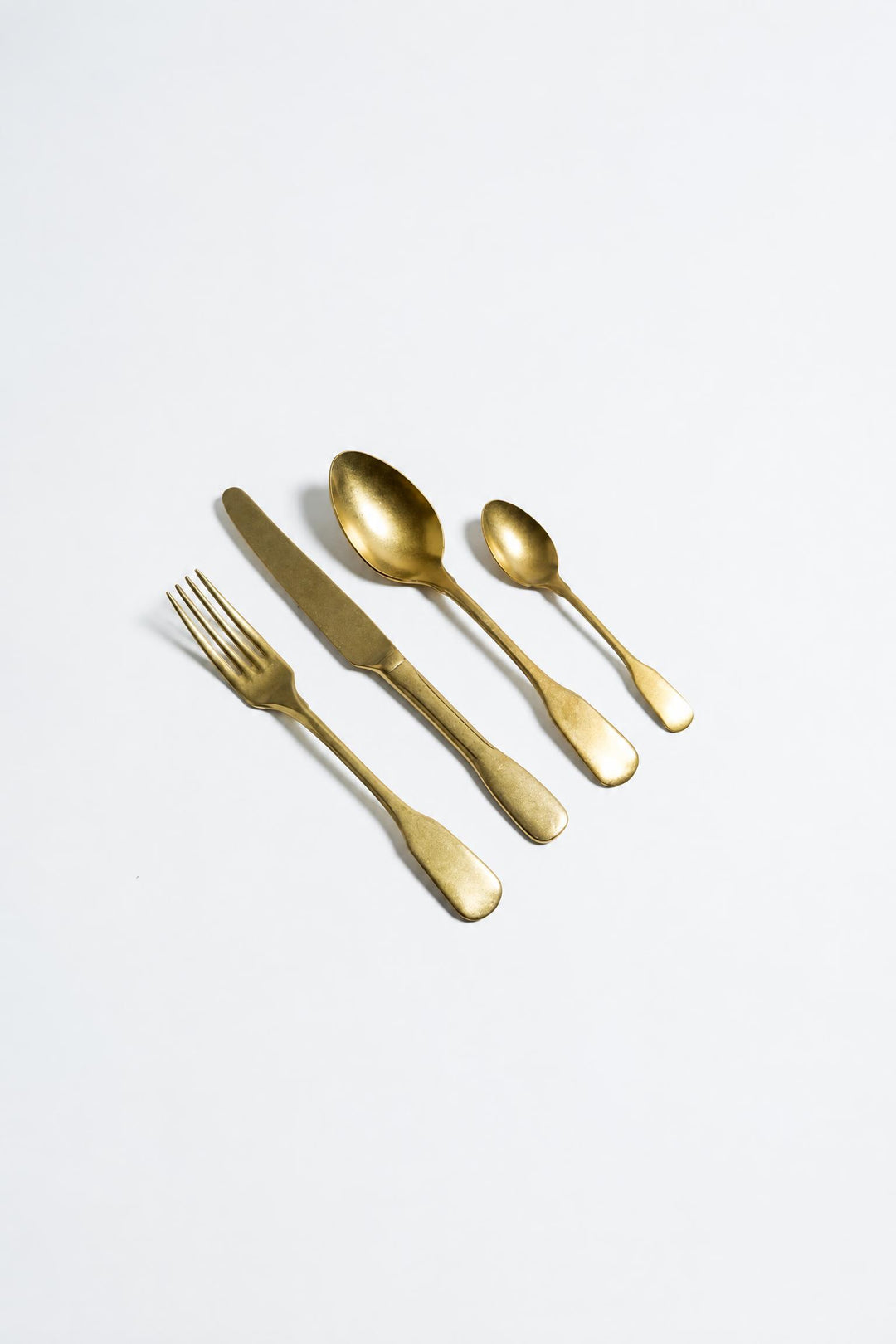 Set di posate 4 pezzi Brick Lane in acciaio, finitura gold