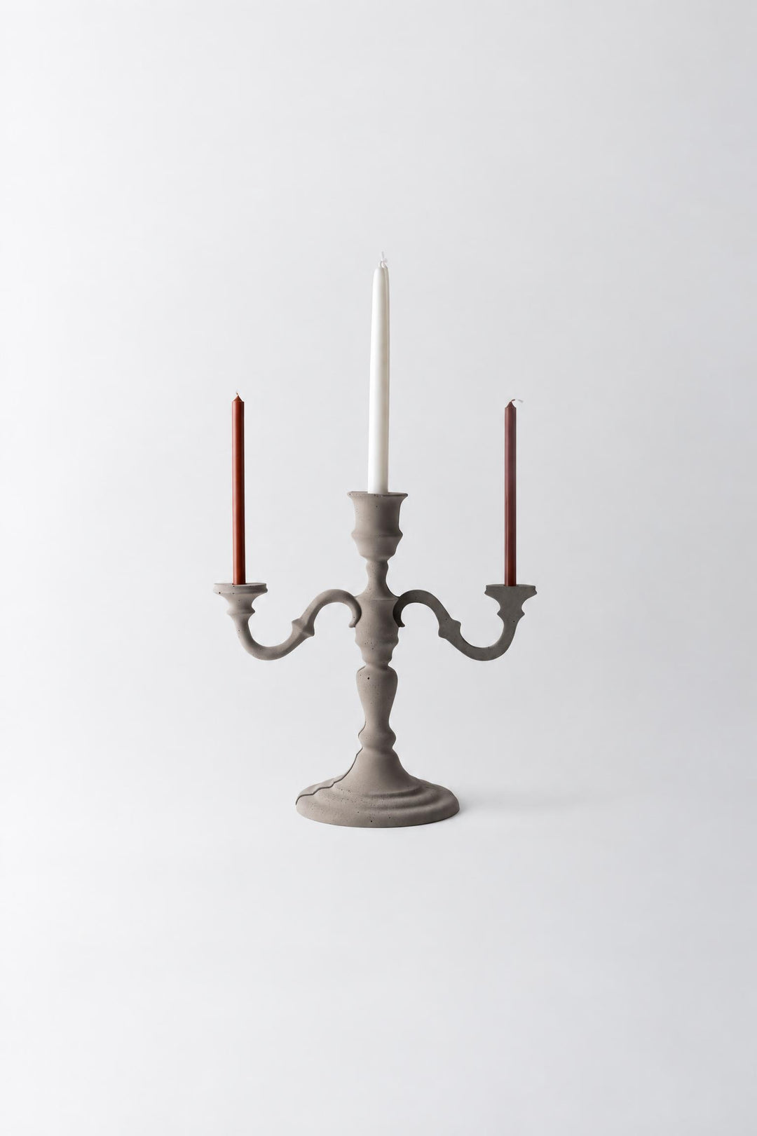 Candelabro Magic Objects in cemento Tortora