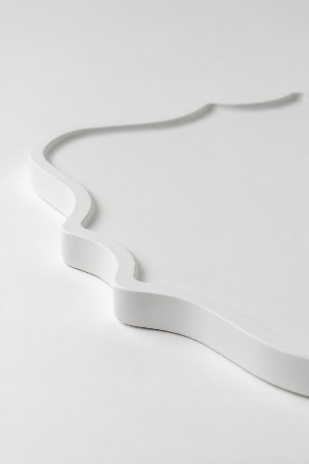 Vassoio Outline in legno Bianco 40 x 33 cm