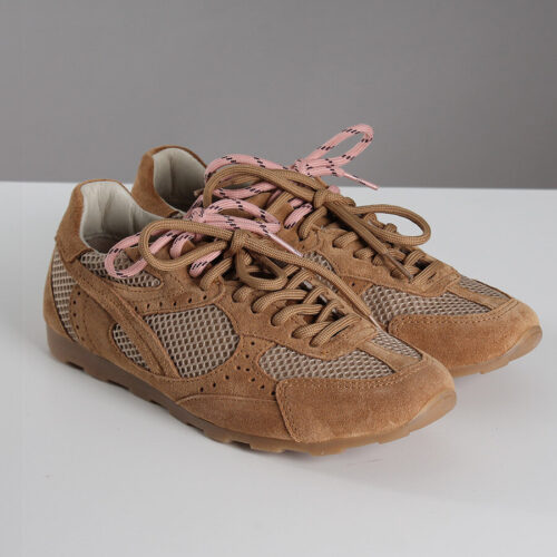 Sneaker in suede